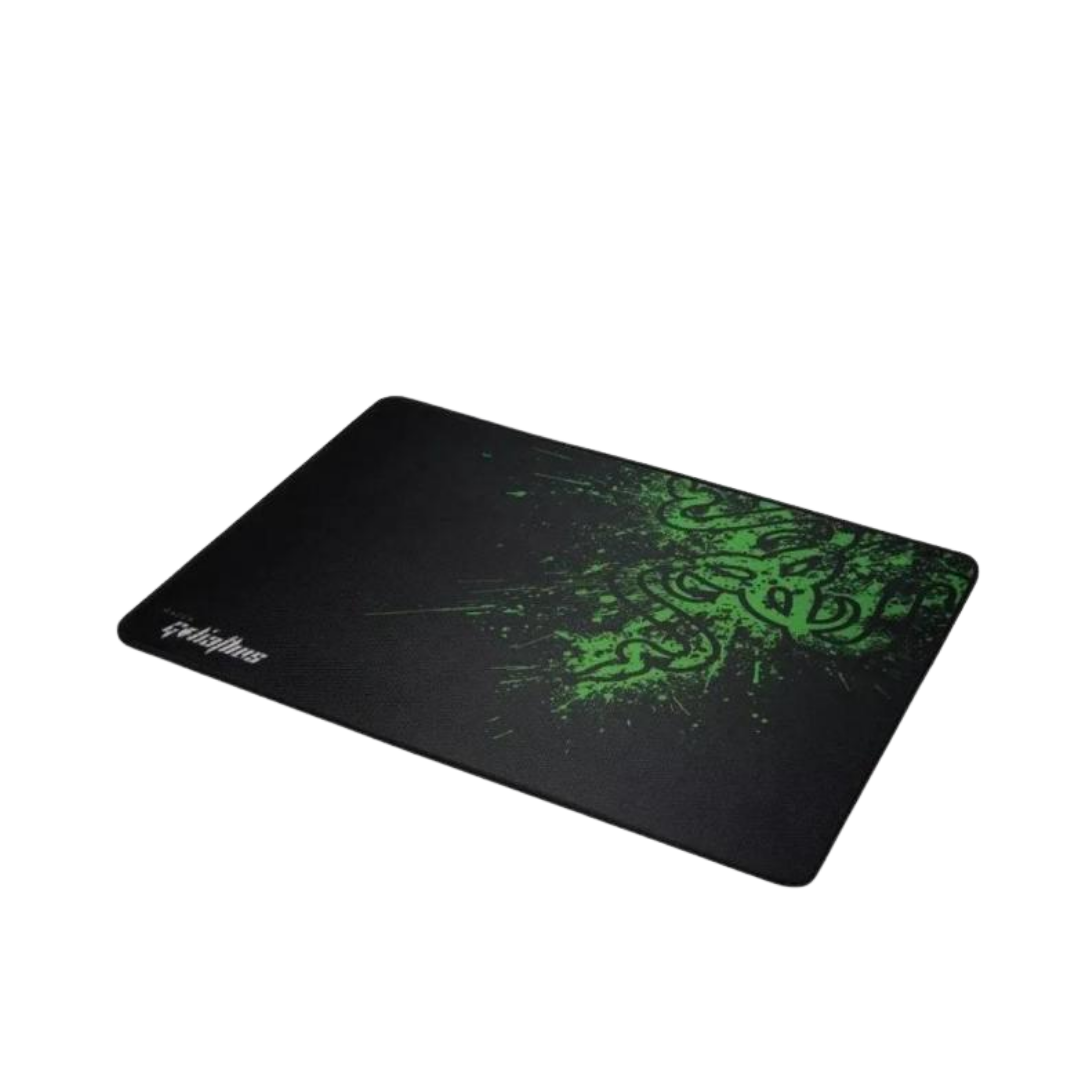 R7 MOUSE PAD